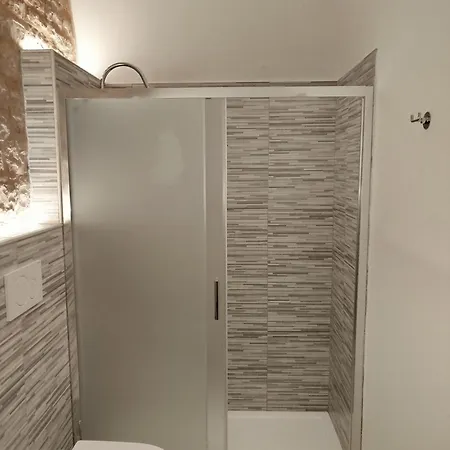 Dimora Nonno Mimi 招待所 3*